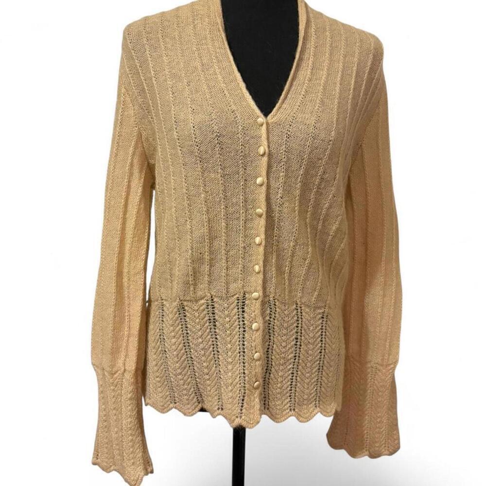 Anne Klein wool cardigan with bell sleeves and button front Size Large